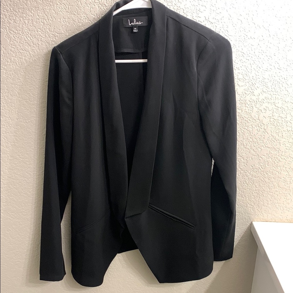 Lulu's Classic Black Blazer